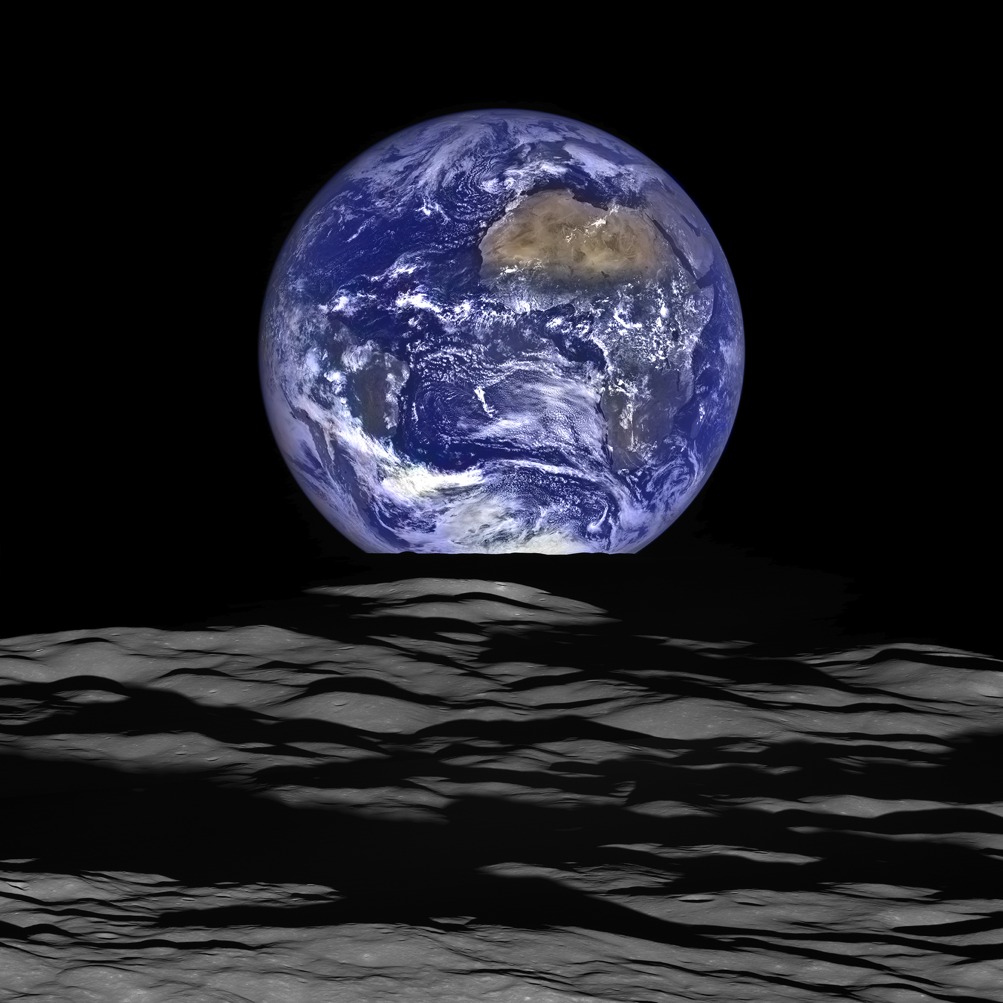 earth_and_moon